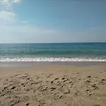 Lejlighed En Primera Linea De Playa En *