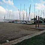 En Primera Linea De Playa En