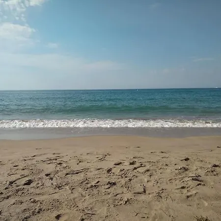 Lejlighed En Primera Linea De Playa En *