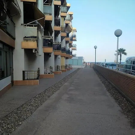 Apartment En Primera Linea De Playa En *
